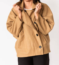 Falcon Park - Clara Coat