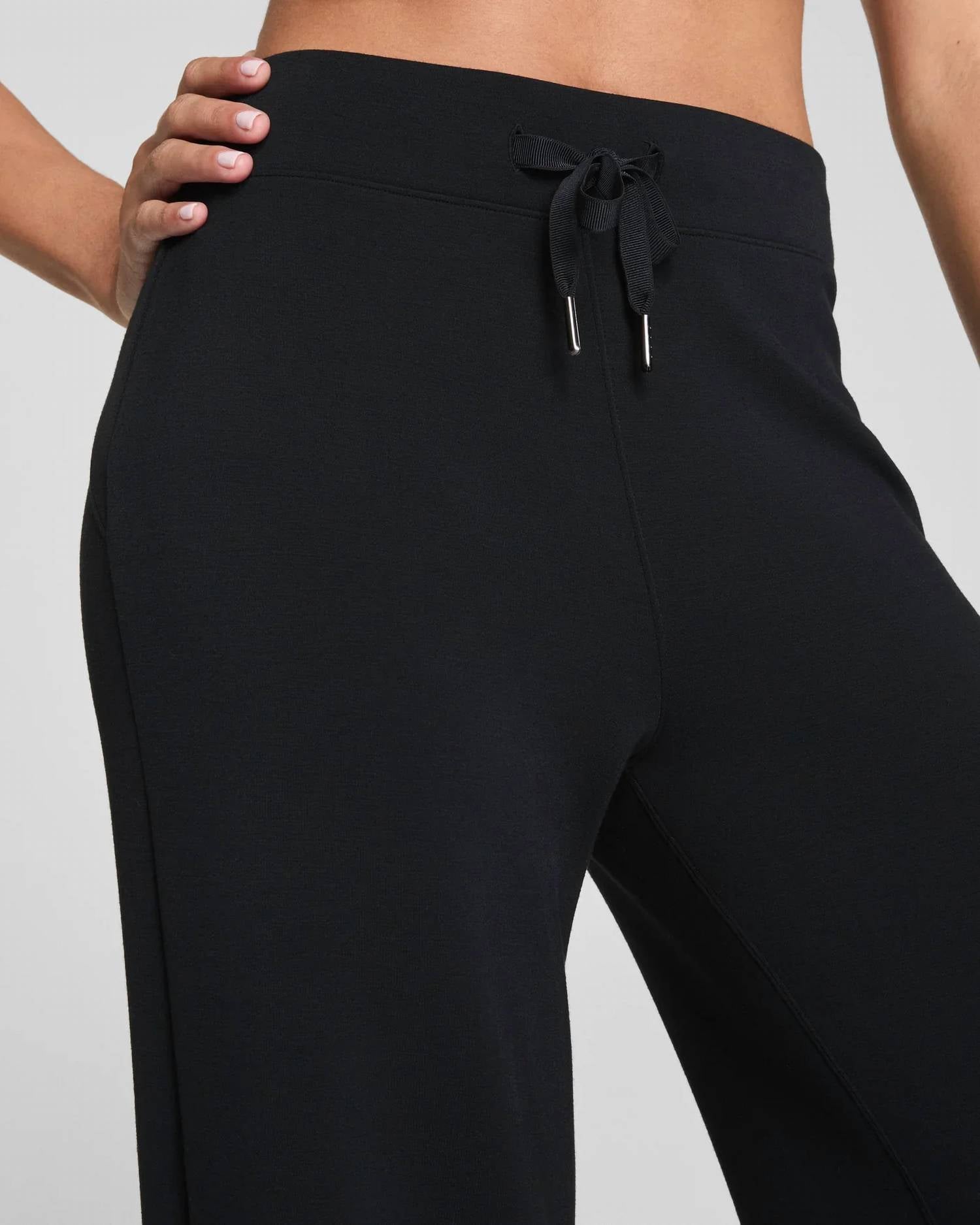 Spanx - Airessentials Wide Leg Pant