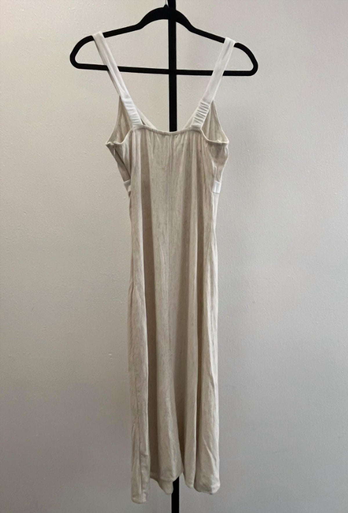 5Besties Women's Contrasting Cross Over Maxi Linen Dress in natural - women's dress - detail view