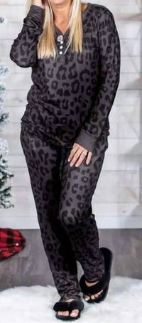 Shirley Stone - Cheetah Loungewear Set