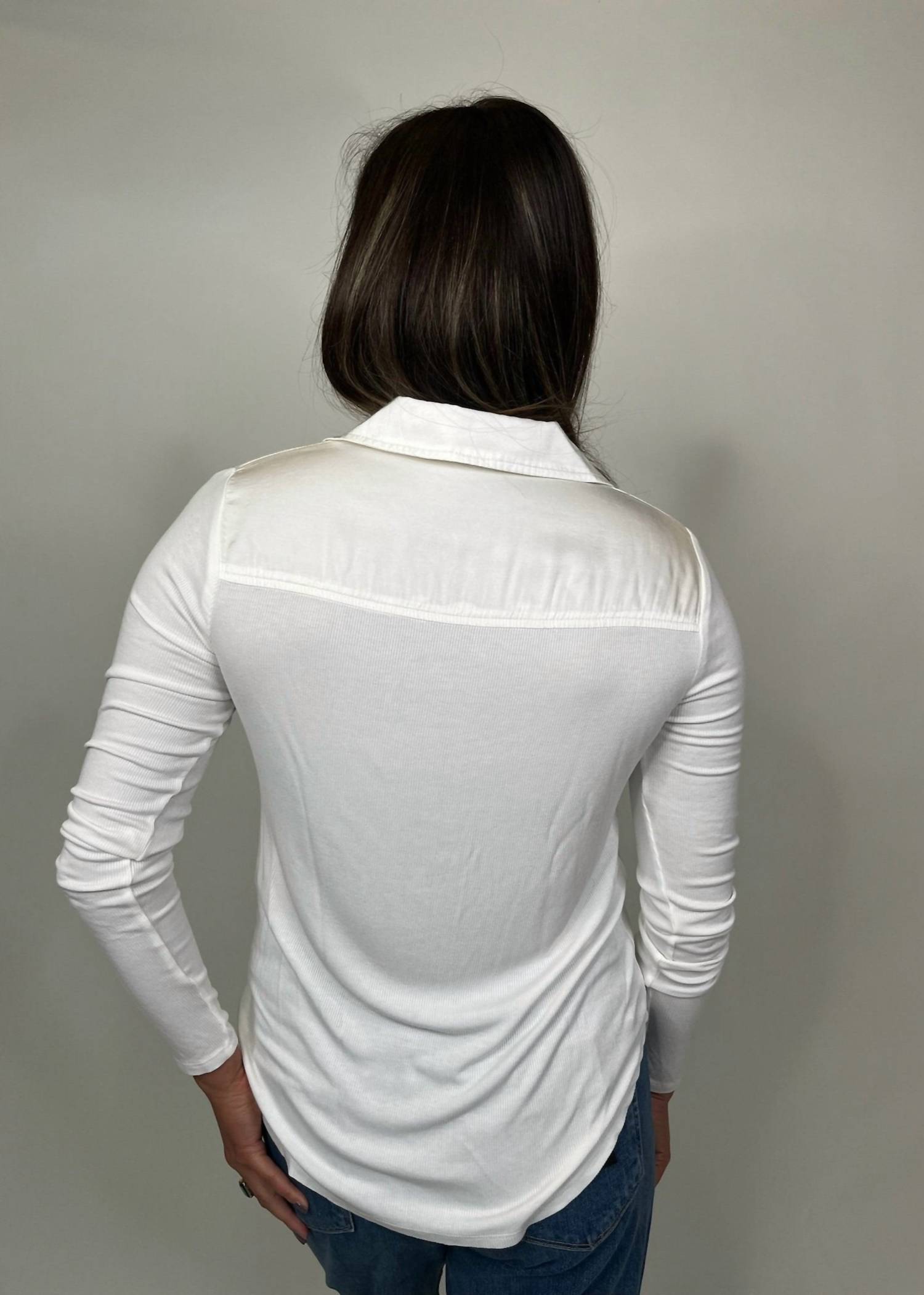 Bella Dahl Long Sleeve Rib Mix Shirt in winter white - women's shirt - detail view