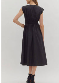 Entro - Effortless Luxe Midi Dress