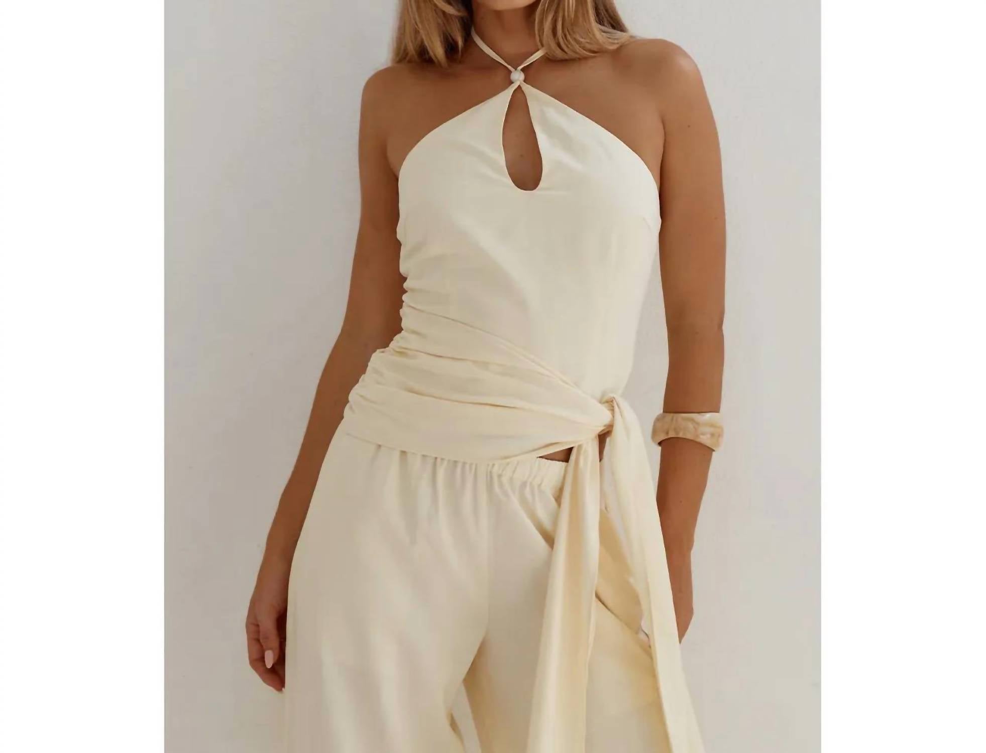 Runaway - Laura Key Hole Top