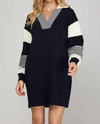 She + Sky - Color Block Long Sleeve Dress With Pockets