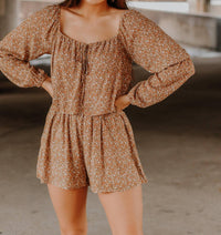 Le Lis - Read My Mind Floral Romper