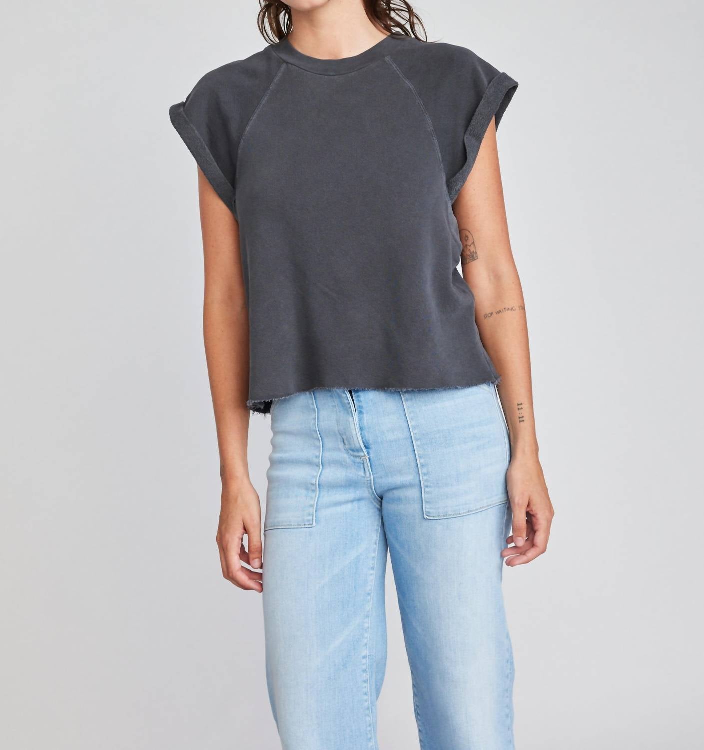 Self Contrast - Wesley Short Sleeve Sweatshirt