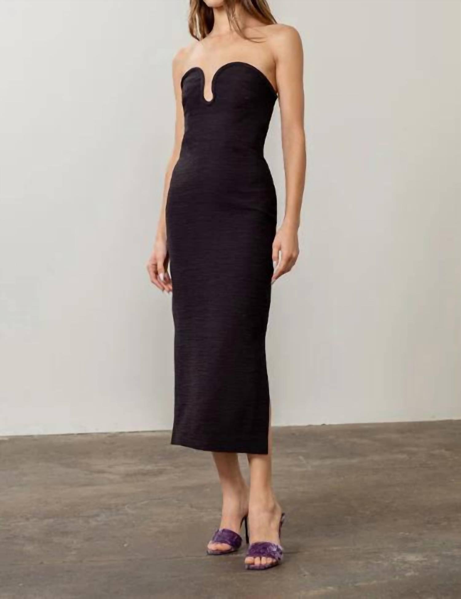 MOON RIVER Strapless Sculped Midi Dress in black - women's dress - detail view