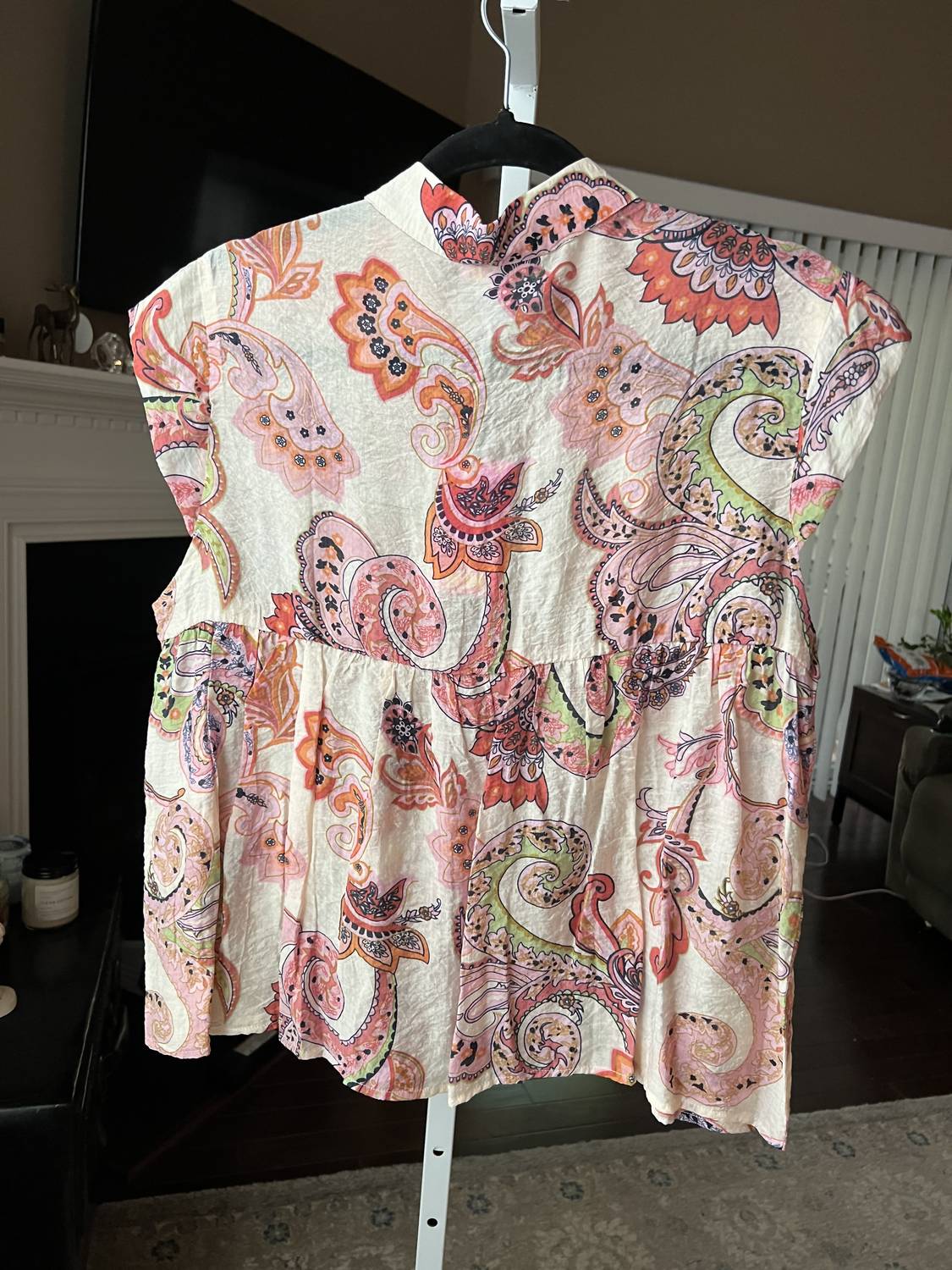 Thml - Women's Button down cap sleeve floral top