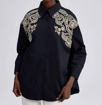 Touche Prive - Embroidered Front Oversized Shirt