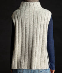Paychi Guh - Sleeveless Mock Vest