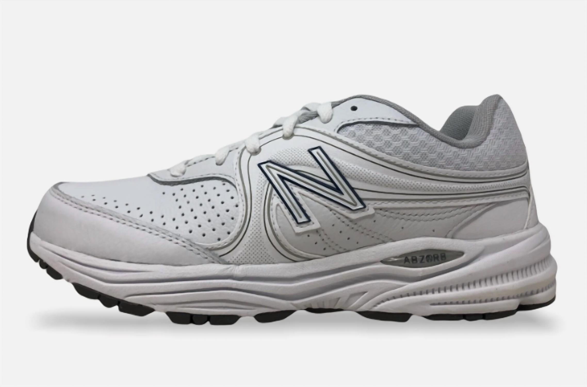 New Balance Men's 840 Walkers Shoes in white - men's sneaker