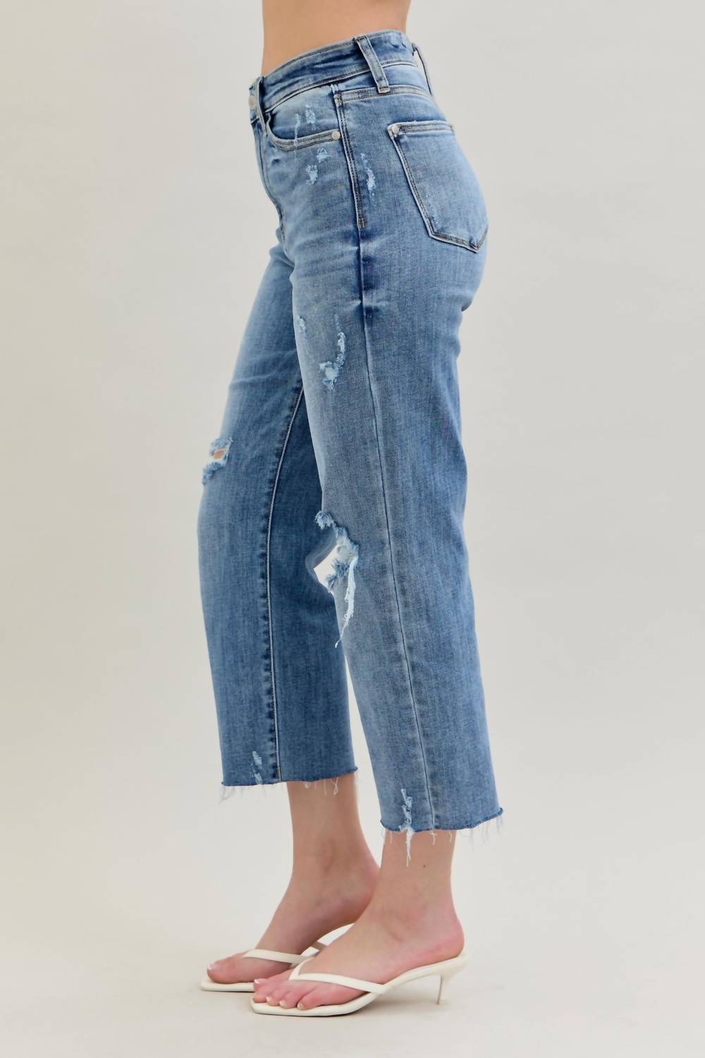 Judy Blue - Jolie Cropped Jean Distressed