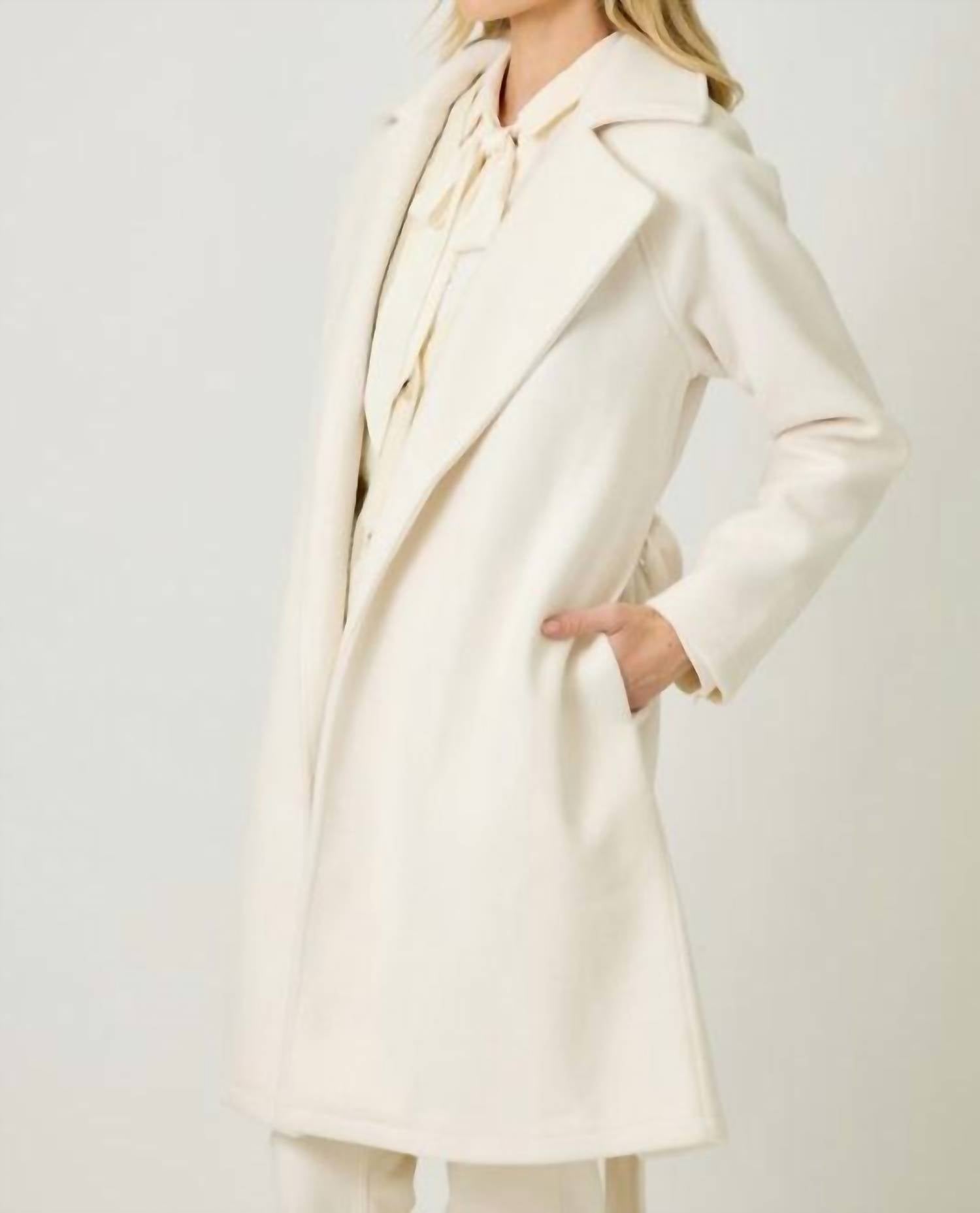Mystree - Lapel Collar Robe Coat