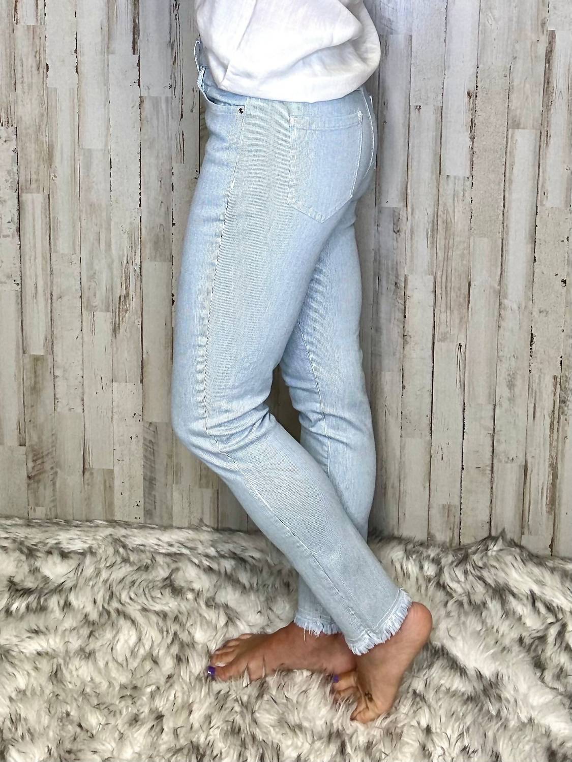 Charlie B - Laredo Pin Stripe Ankle Jean