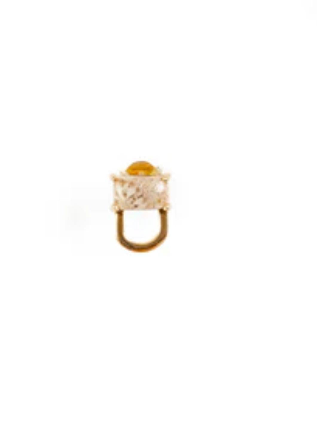 Hailey Gerrits - Women's Doric Studs Earrings