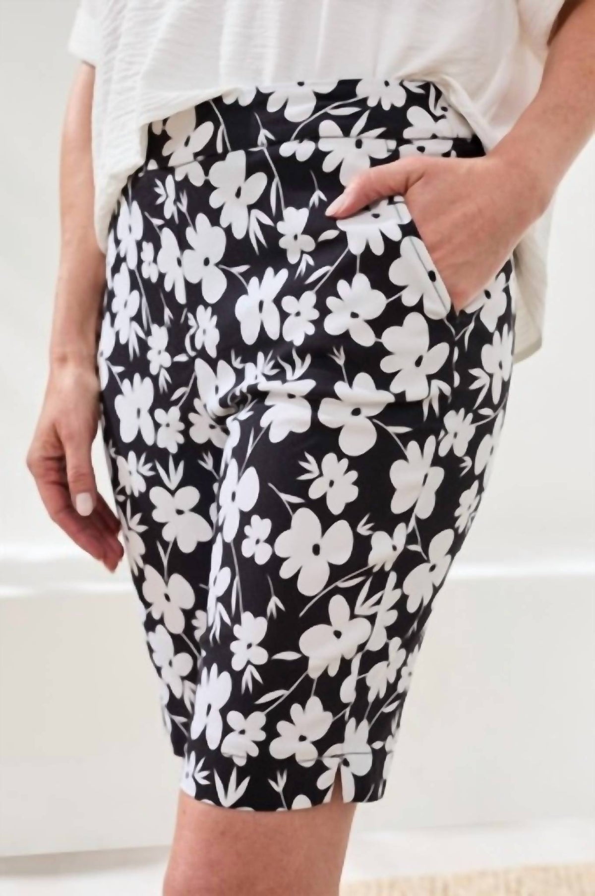Tribal - Printed Bengaline Pull-on Shorts