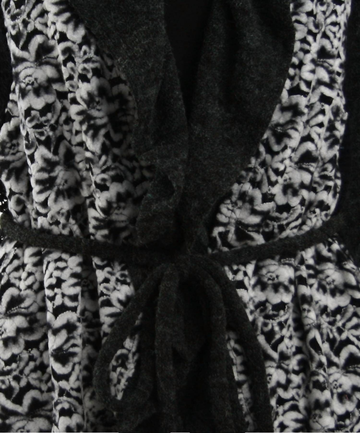 Ryu - Rosette Lace Trim Cardigan
