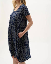 Joseph Ribkoff - Silky Knit Geometric Print Cocoon Dress