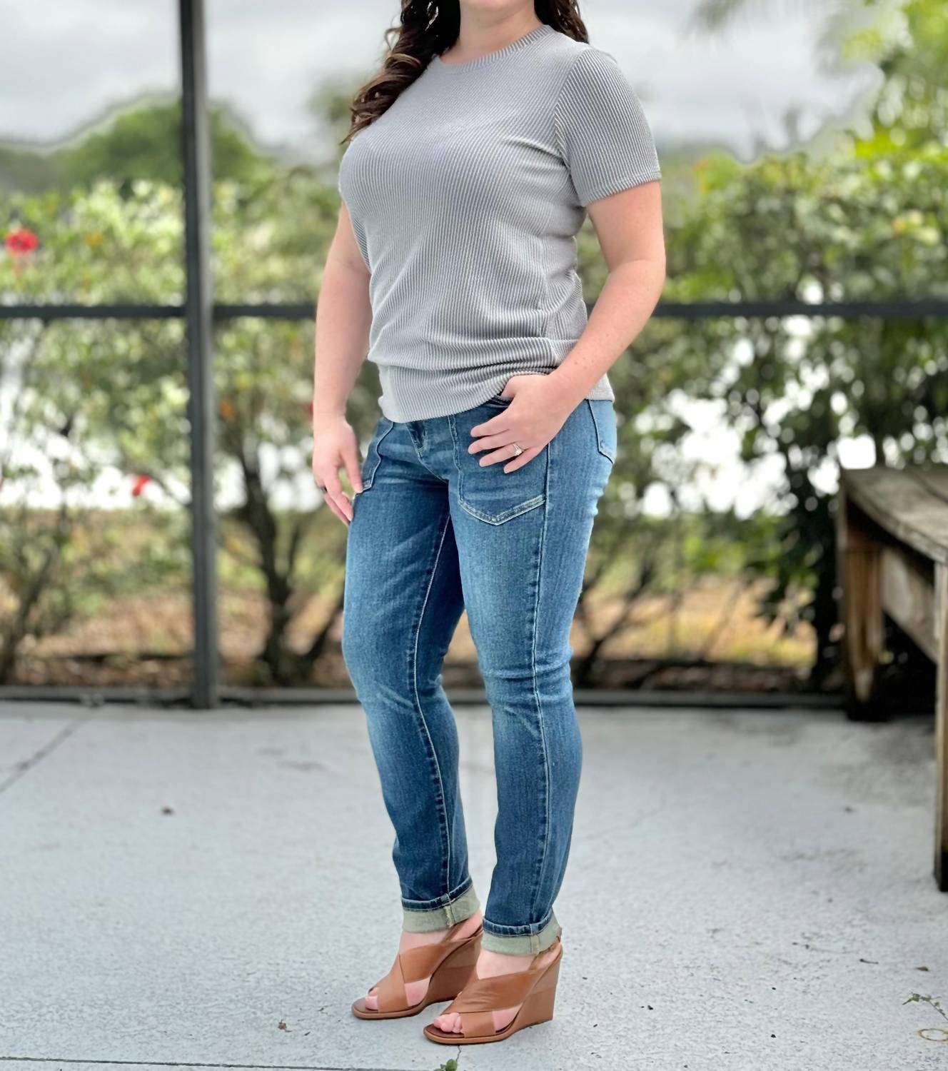 Tres Bien - Radiantly Ribbed Crew Neck Tee