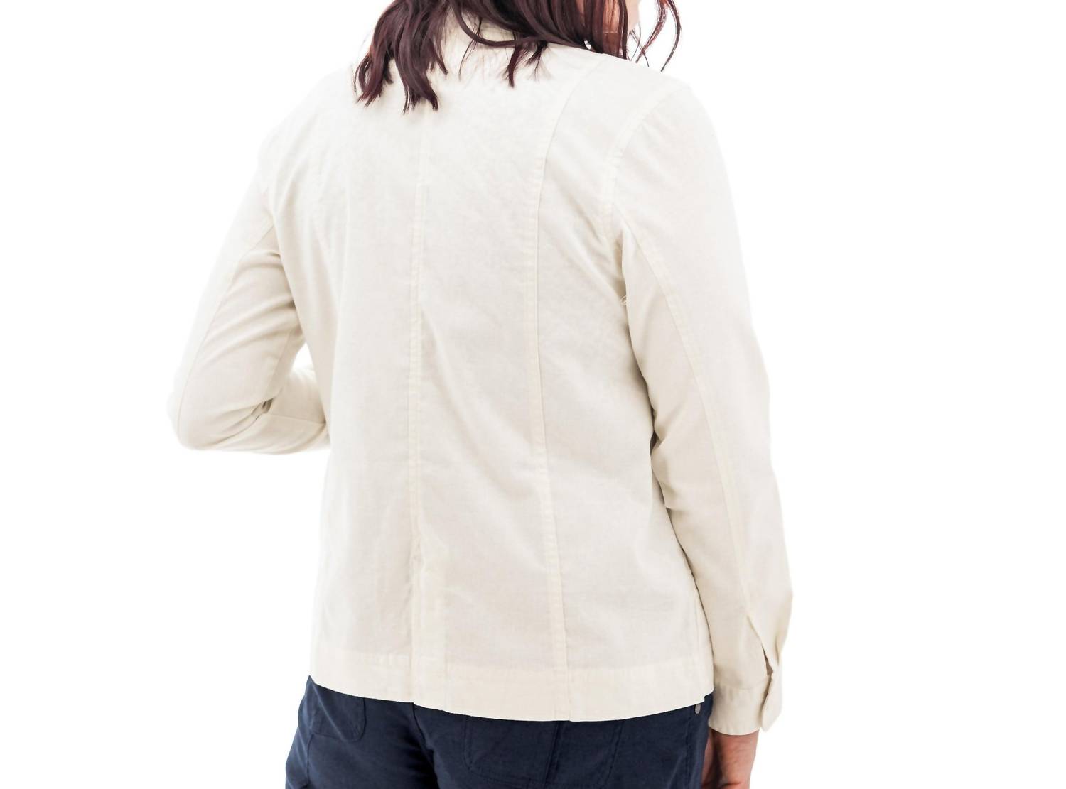 Aventura - Temple Lightweight Utility Woven Button Front Jacket
