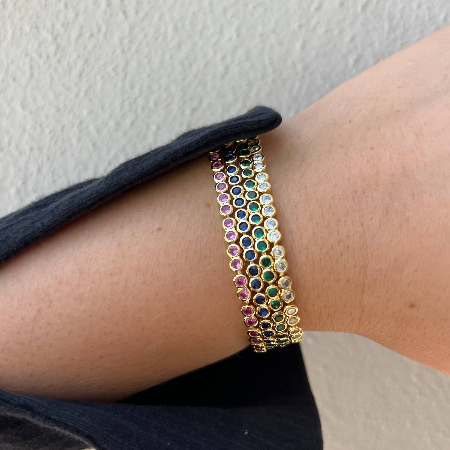 Sahira Jewelry Design - Women's Bezel Tennis Bracelet