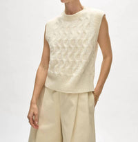White + Warren - Merino Cashmere Bouclé Cable Vest