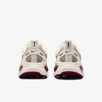 Nike - Women's Vomero 18 Road Running Shoes