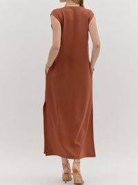 Entro - Muted Muse Maxi Dress