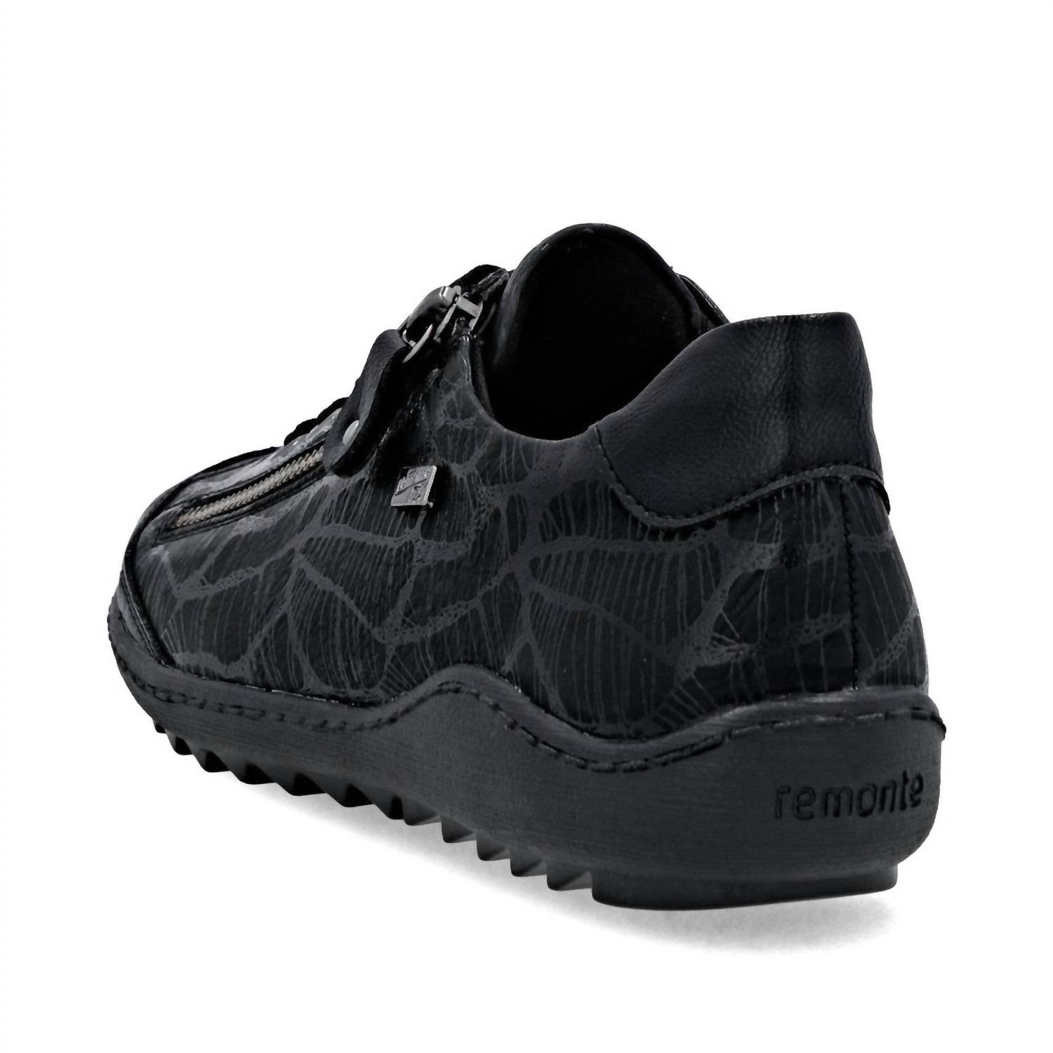 Remonte Women's Lace-up Shoes in black - women's sneaker - detail view