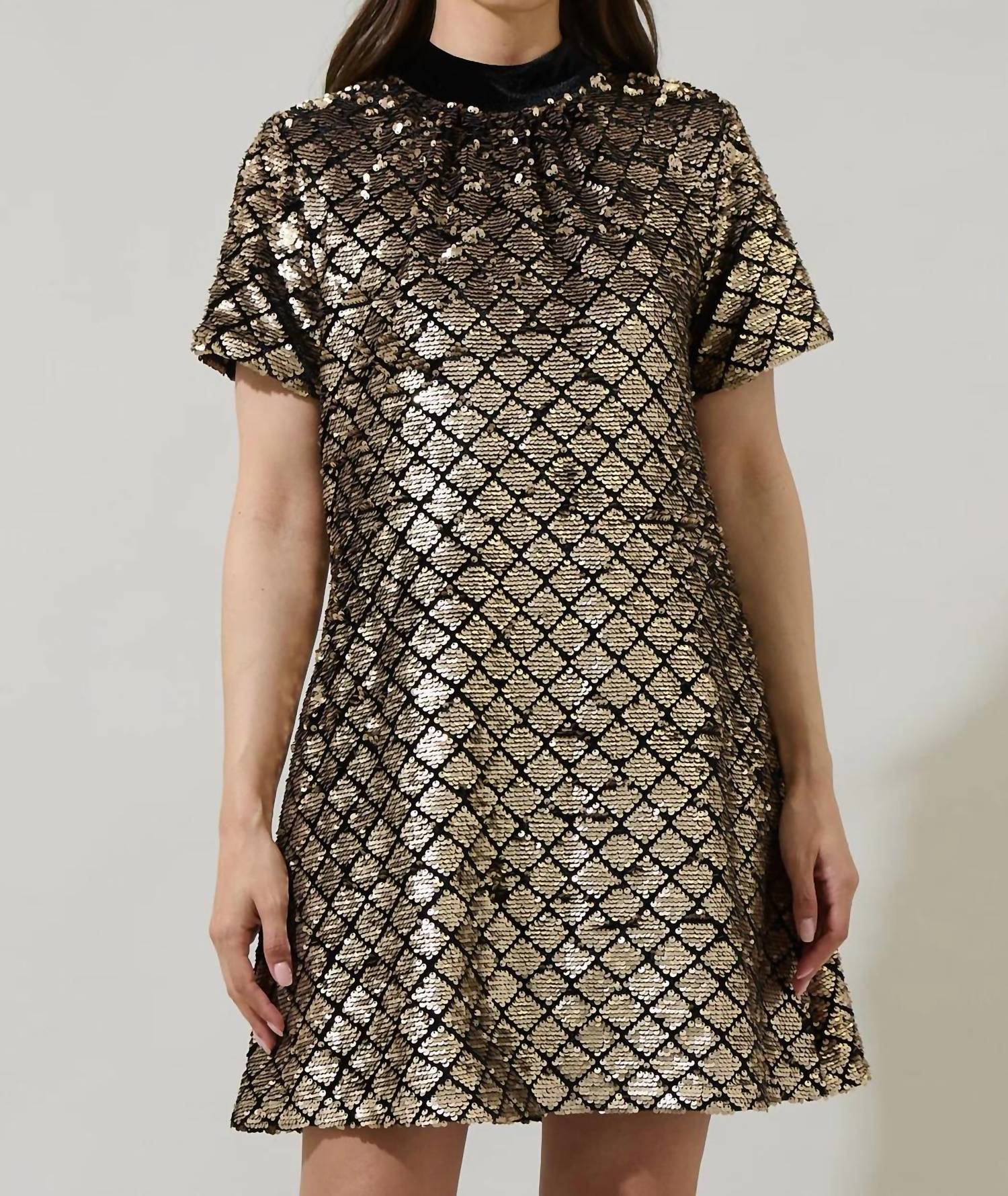 Sugarlips - Leslie Sequin Nova Back Bow Tie Mini Dress