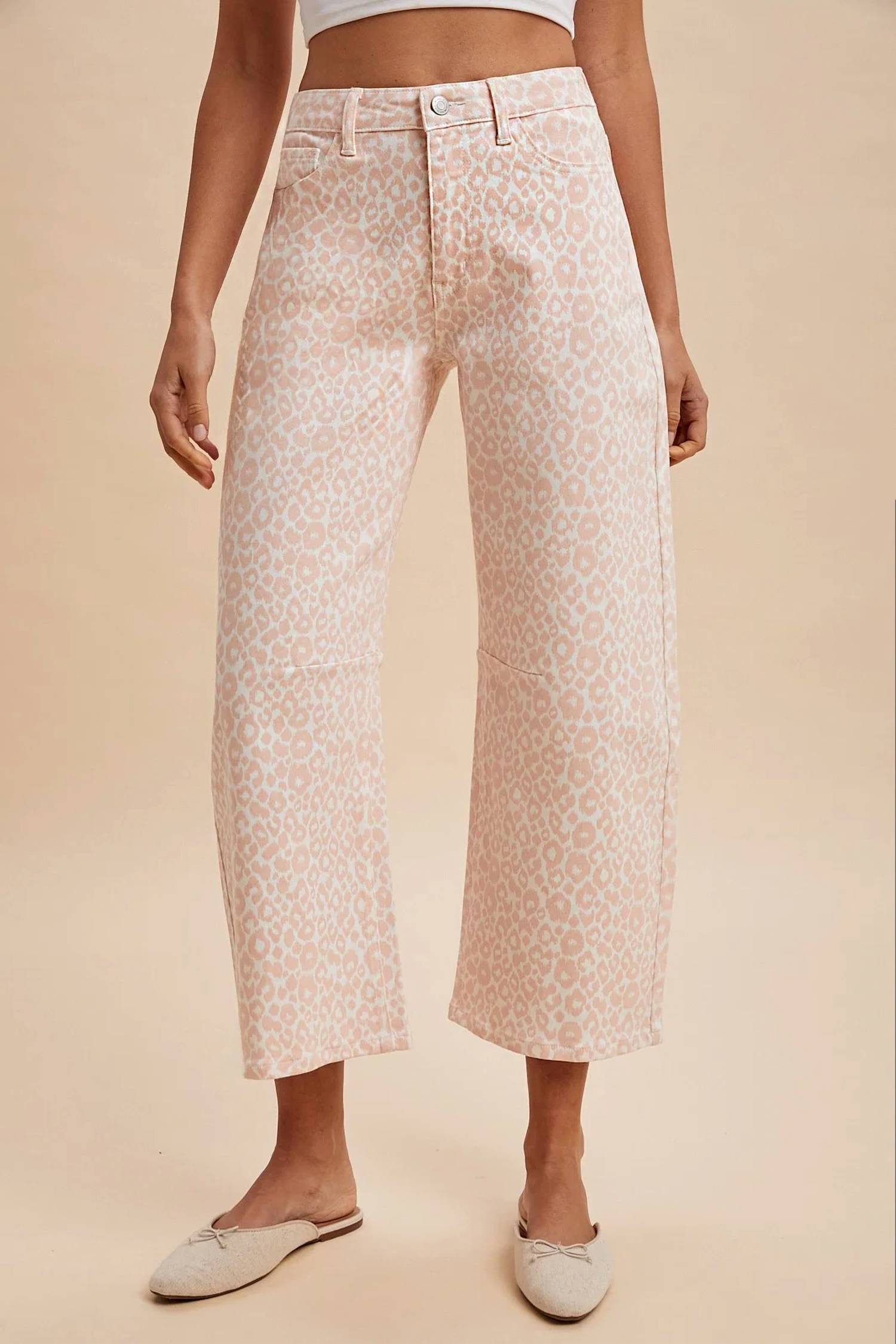Anniewear - Crop Barrel Jeans