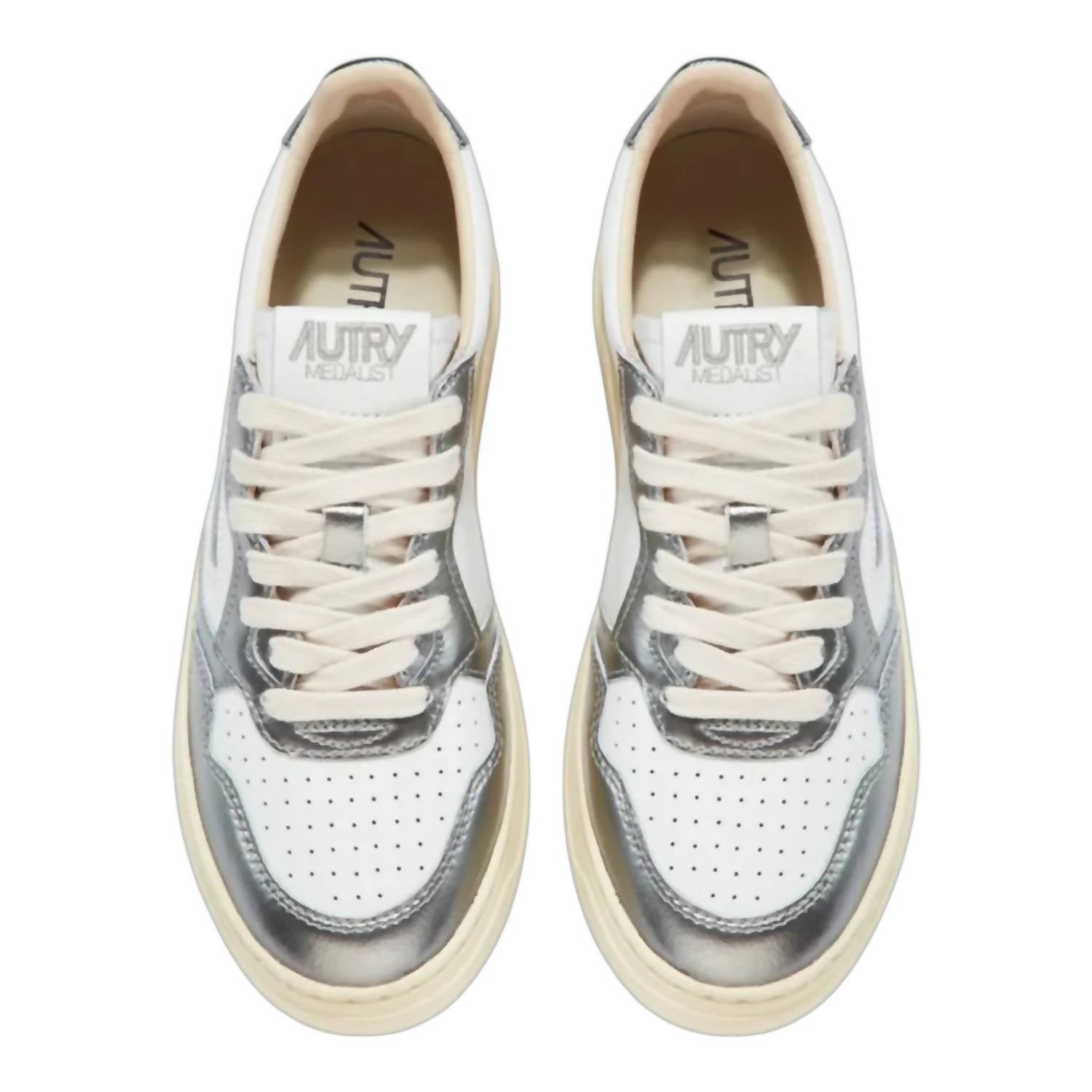 Autry - Women's Medalist Low Sneakers