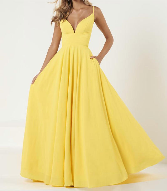 Studio 17 - Women's Prom Dress