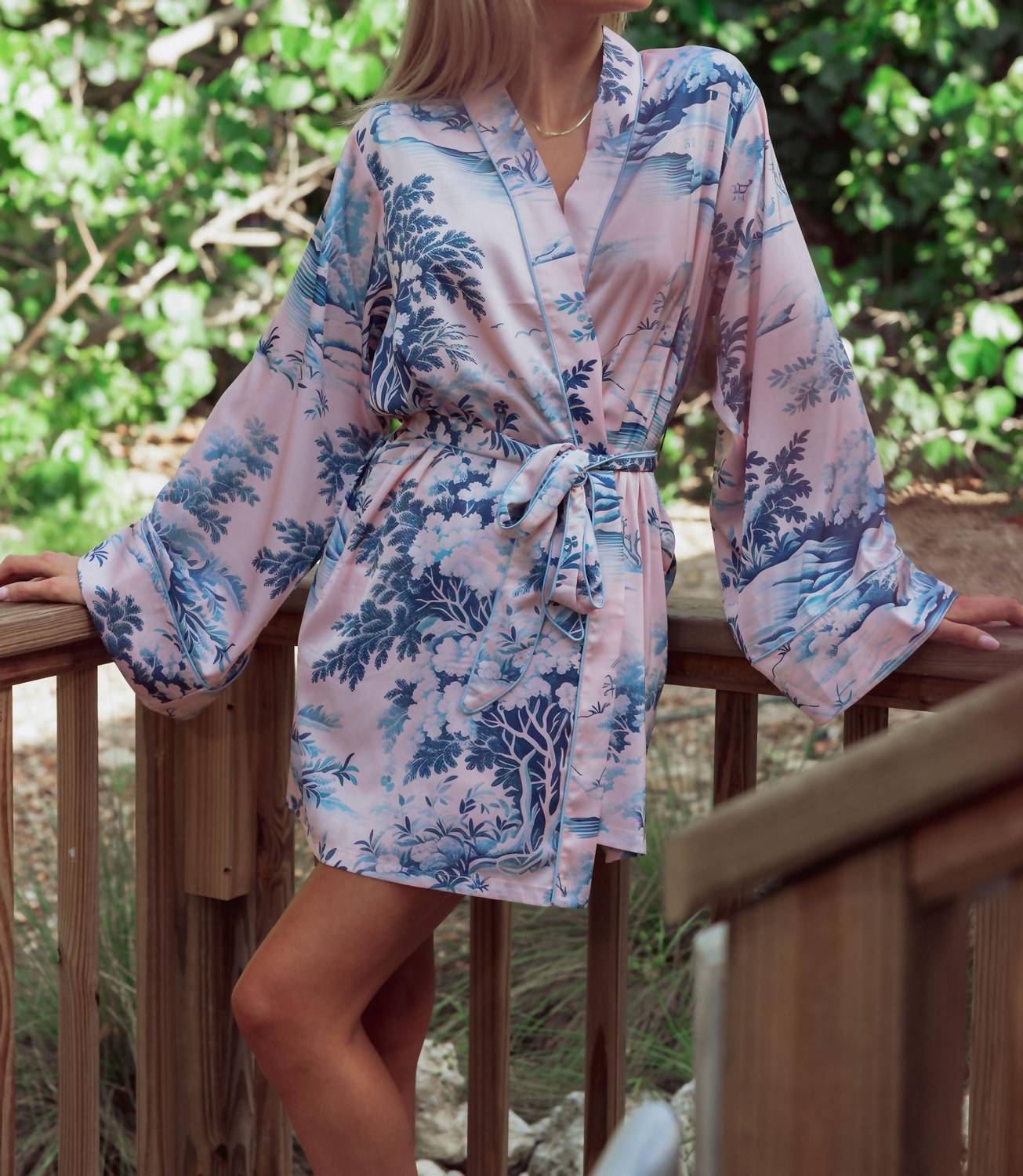 Kilo Brava Short Robe With Side Seam Pockets in spring toile - women's intimate