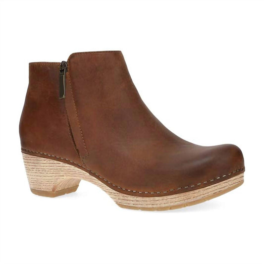 Dansko - Women's Lizanne Ankle Boots