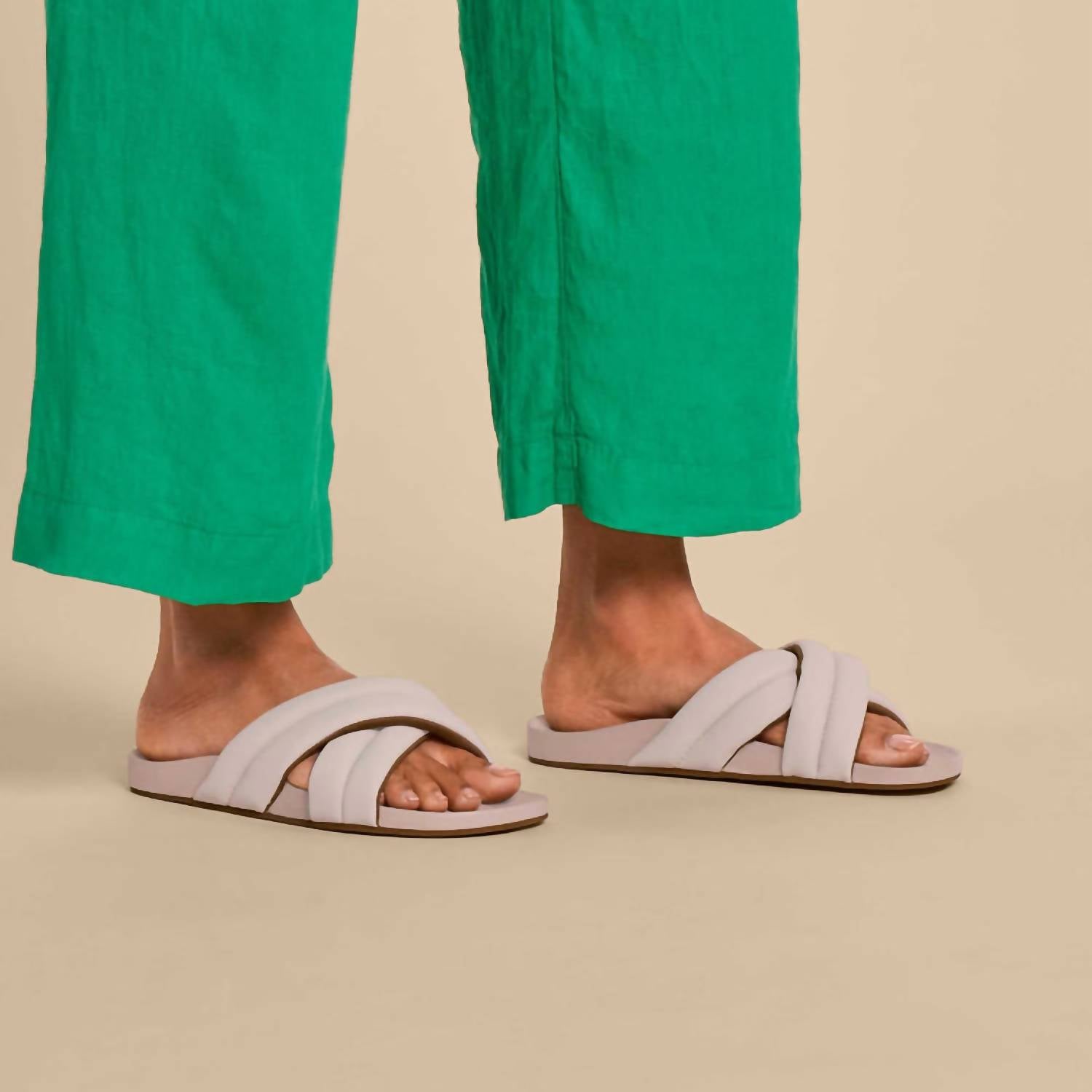 Olukai - Women's Hila Puffy Slide Sandals
