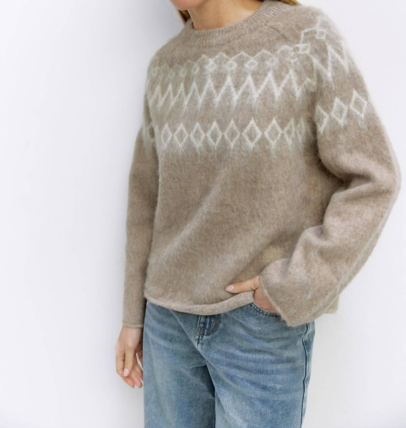Mod Ref - Wilson Sweater