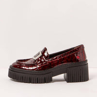 The ART Company Women's 1372 Leather Loafer in bordeaux - women's flats