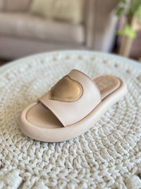 Pmk Shoes - Women's Heart Platform Slides