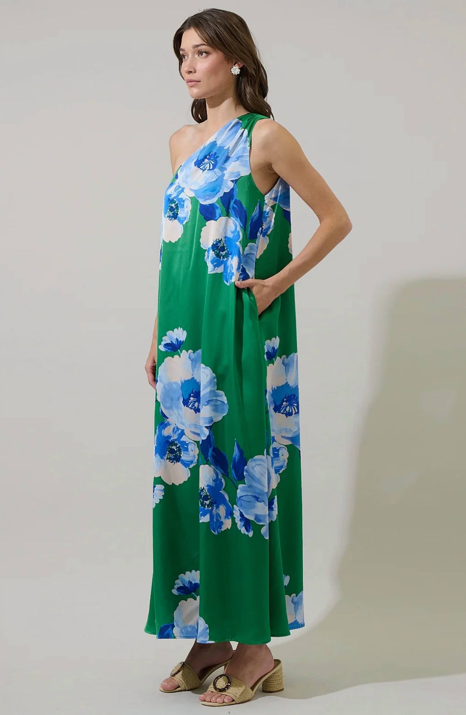Sugarlips - Glena Floral Pleated Maxi Dress