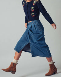 Urban Daizy - Katy Strawberry Knit Cardigan