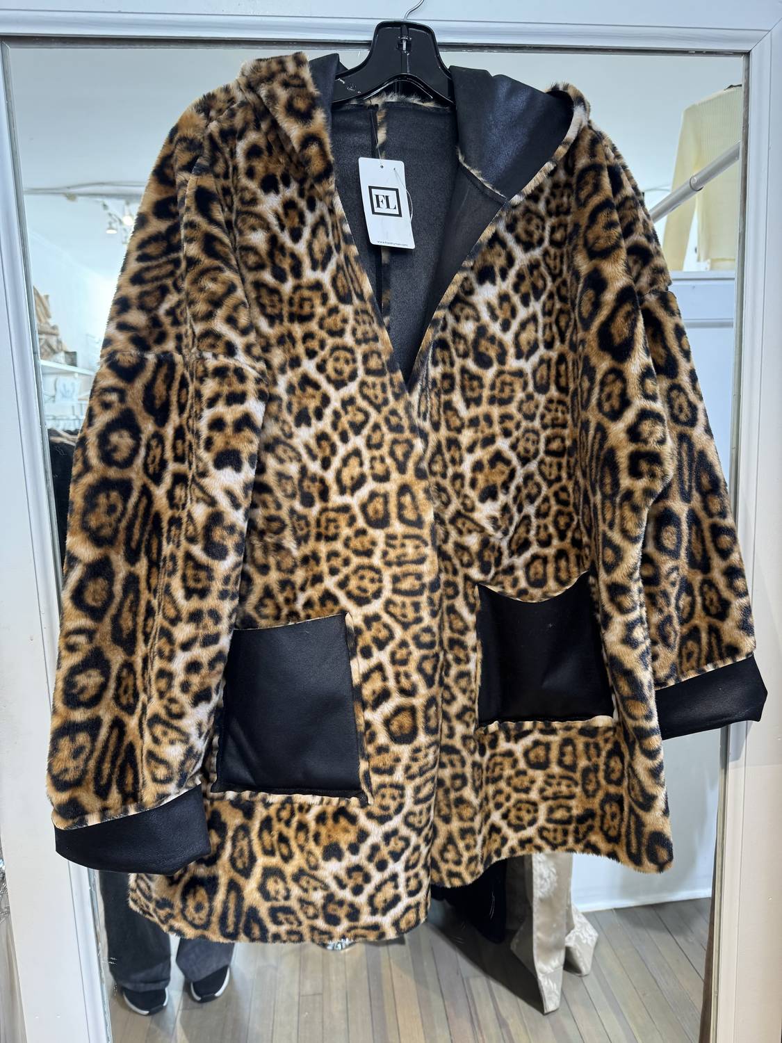 Frank Lyman - Women's Reversible pleather jacket