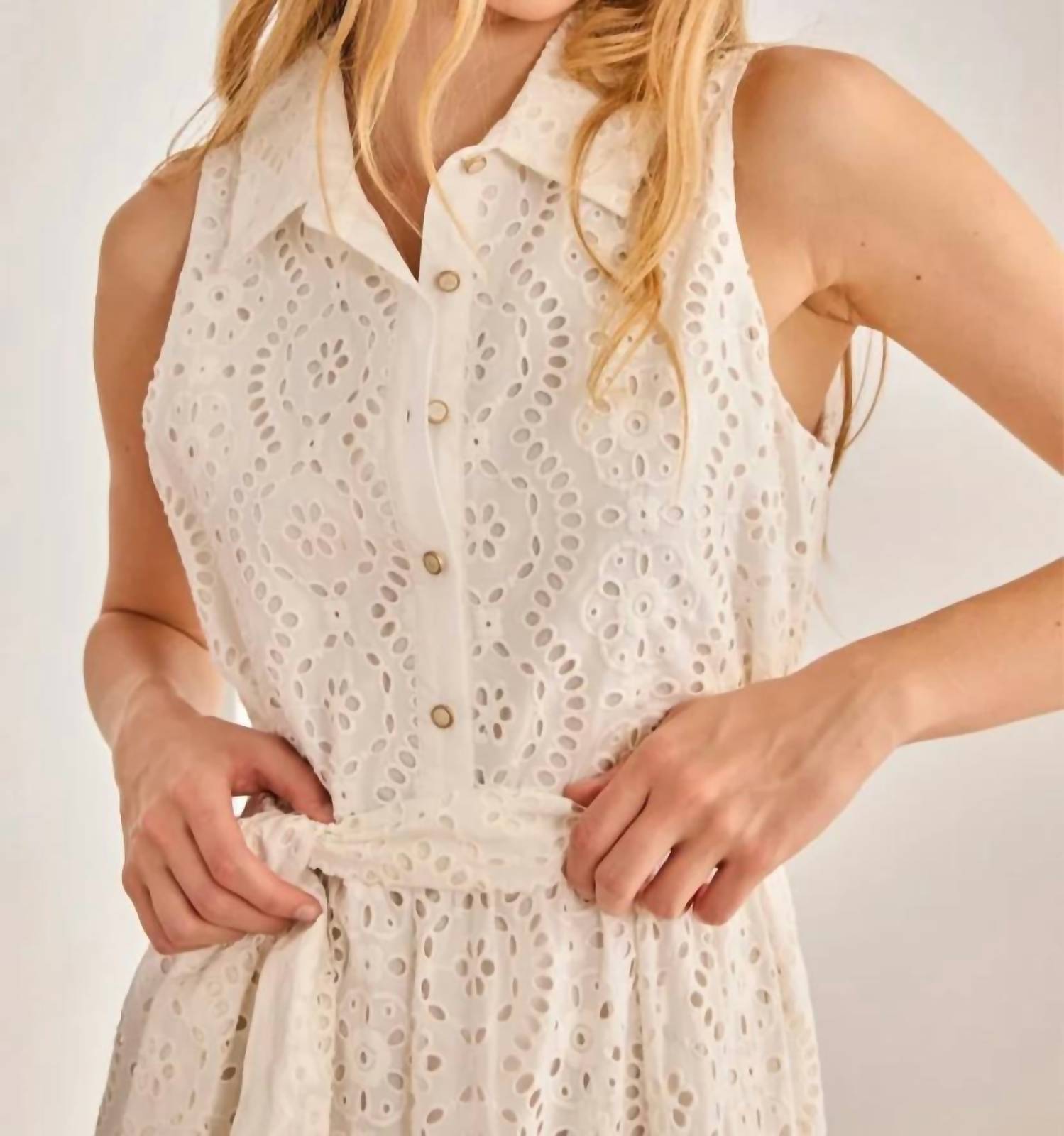 Nekane - Sleeveless Long Cotton Dress With Swiss Embroidery