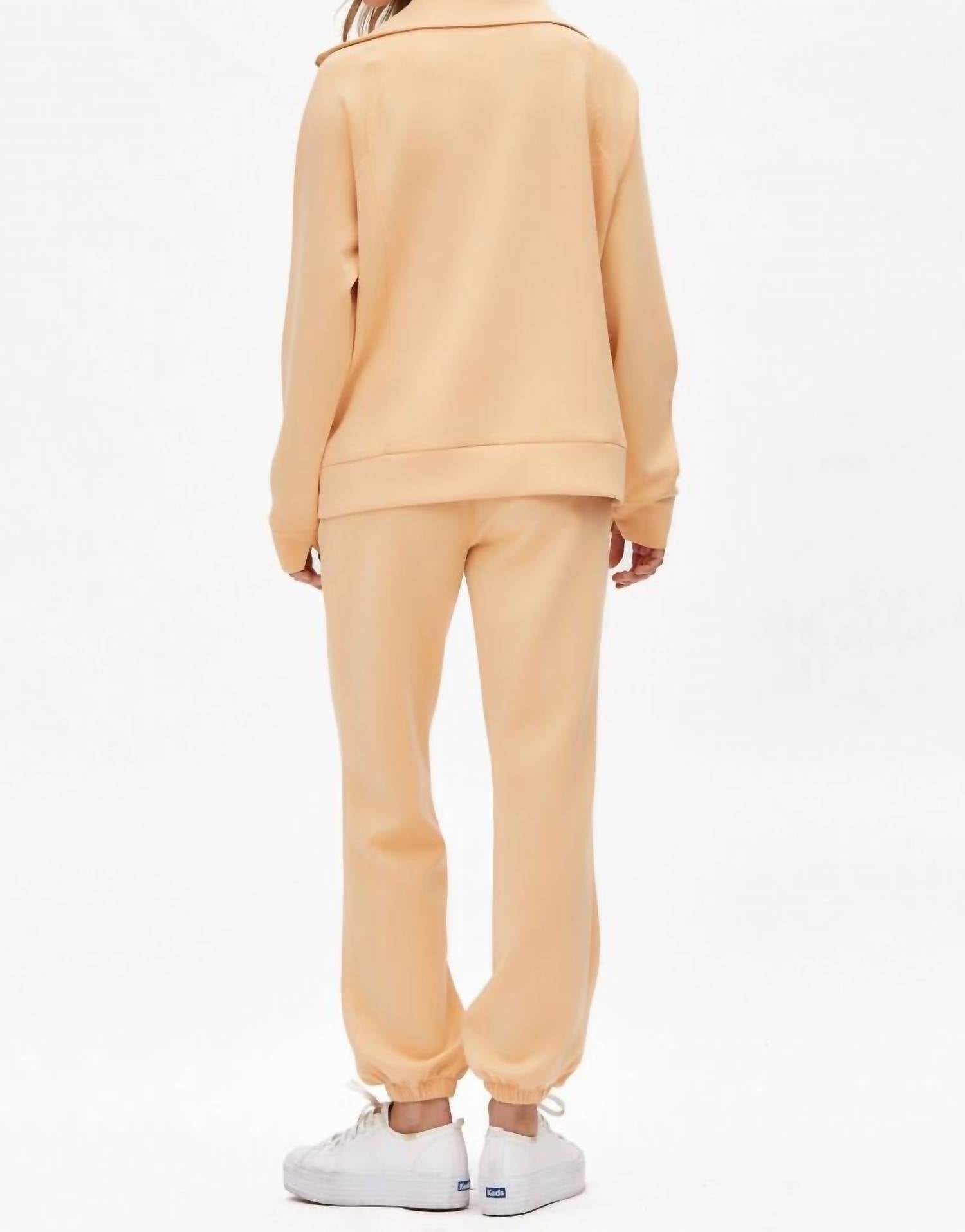 Dear Scarlett Hamptons Travel Set in apricot ice - women's sleepwear - detail view