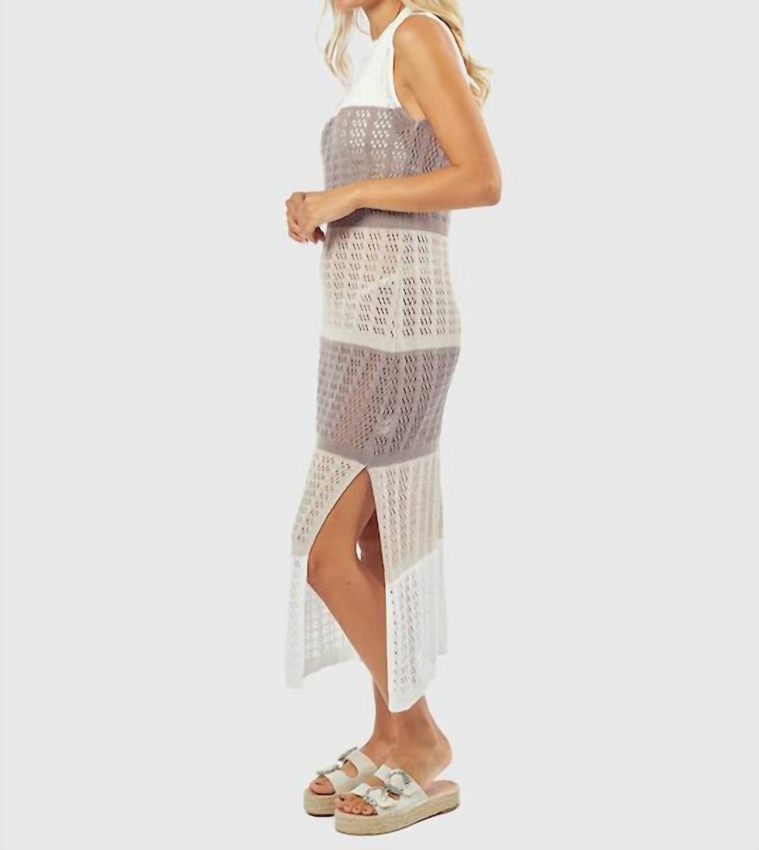 Unishe - Colorblock Eyelet Split Dress