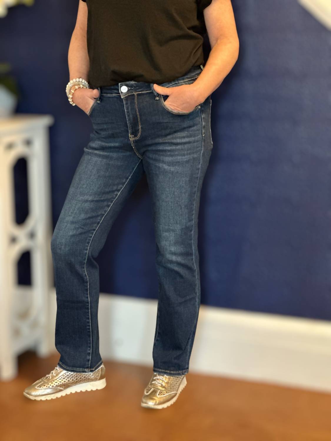 Amelia K. Luxe High Rise Slim Straight Jeans in dark rinse - women's jeans