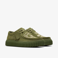 Clarks Men's Pleasures Tornhill Drgnlo Shoe in olive suede - men's sneaker - alternate view