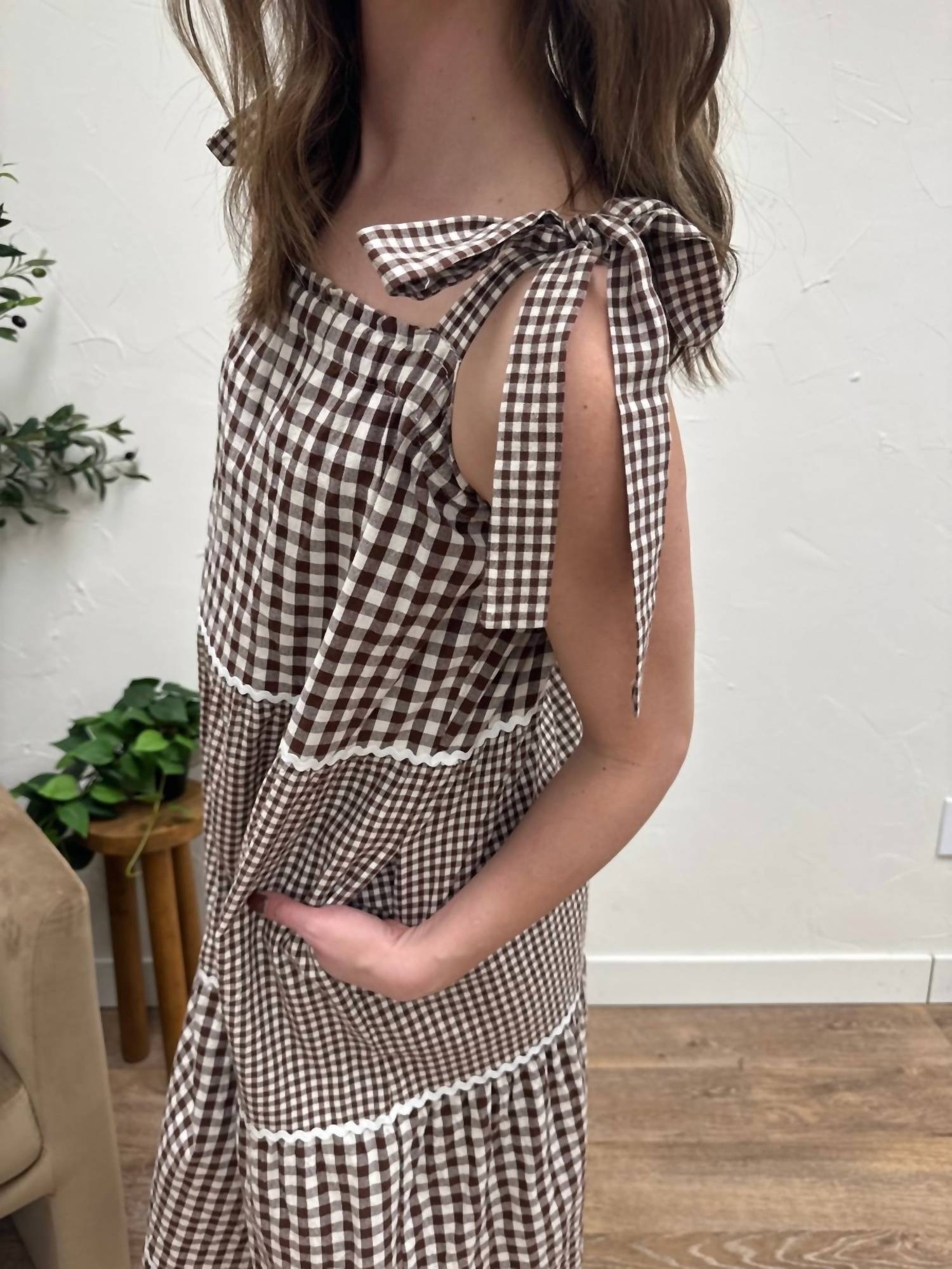 Wishlist - Lightweight Everyday Gingham Tiered Midi Dress