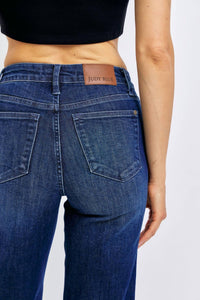 Judy Blue - Tummy Control Classic Straight Jeans