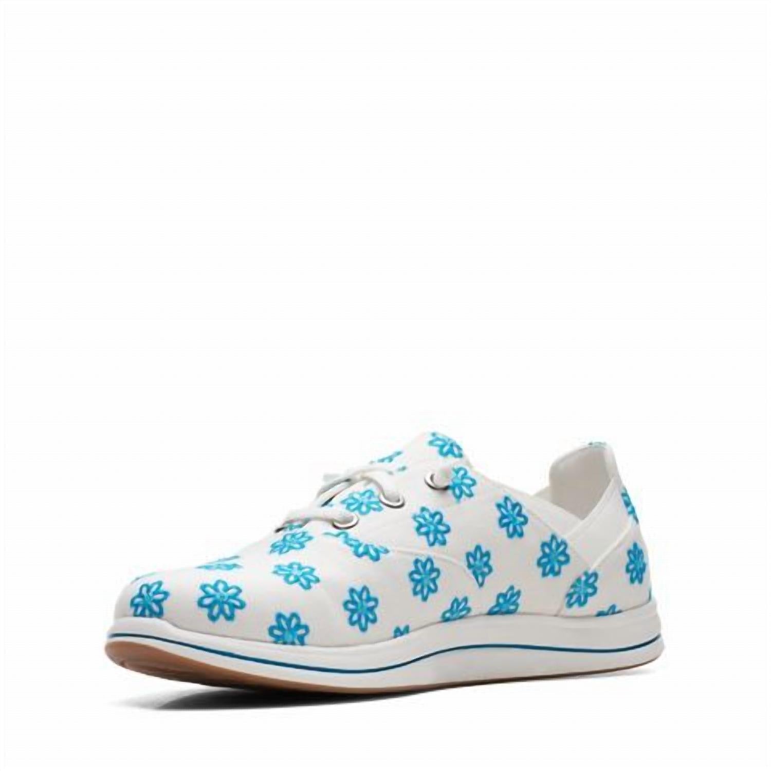 Clarks - Women's Cloudsteppers Breeze Ave Sneakers